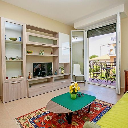 Villa Mimosa - Appartamento 2 - Happy Rentals Дезенцано-дель-Гарда Екстер'єр фото