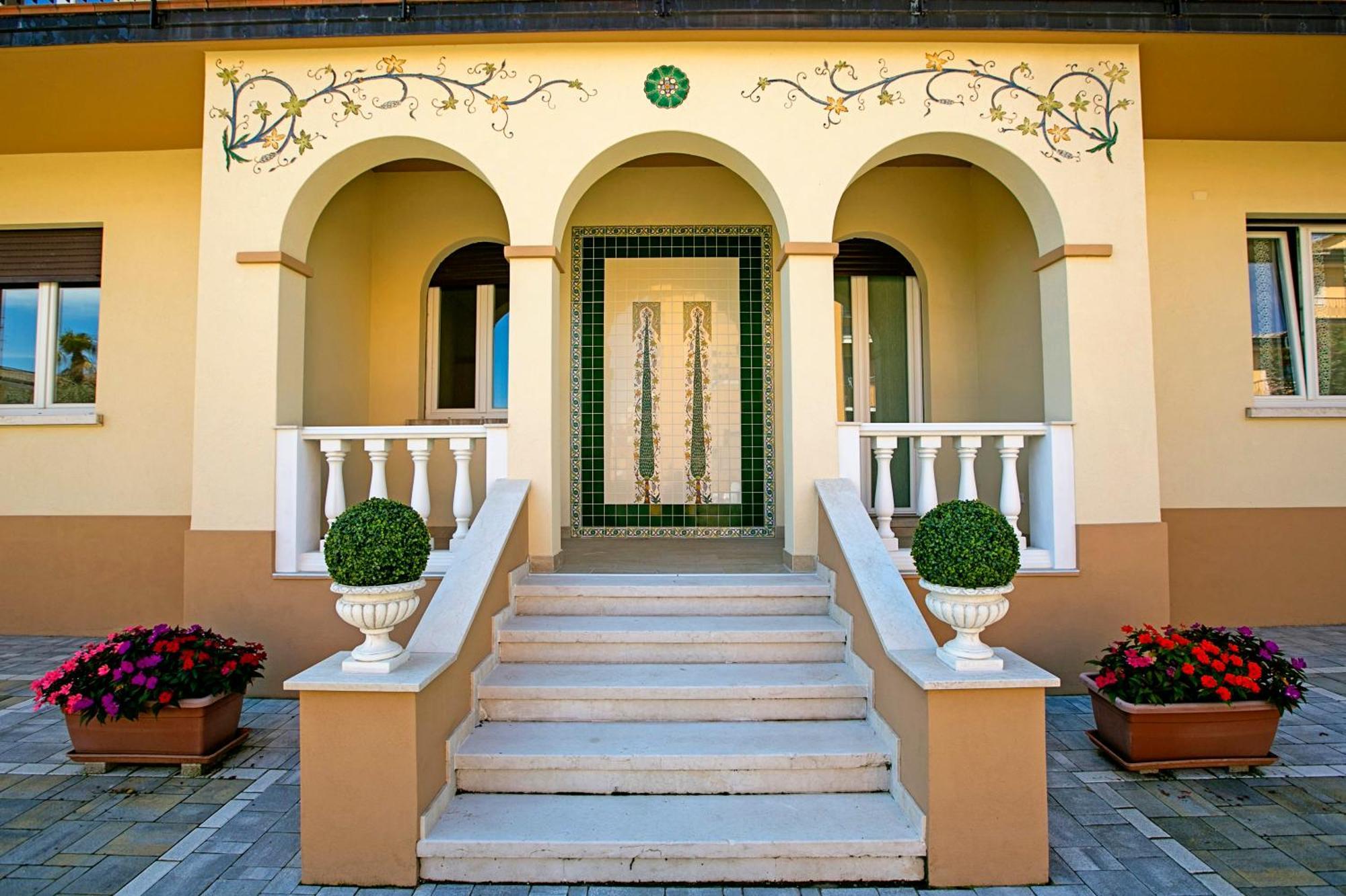 Villa Mimosa - Appartamento 2 - Happy Rentals Дезенцано-дель-Гарда Екстер'єр фото
