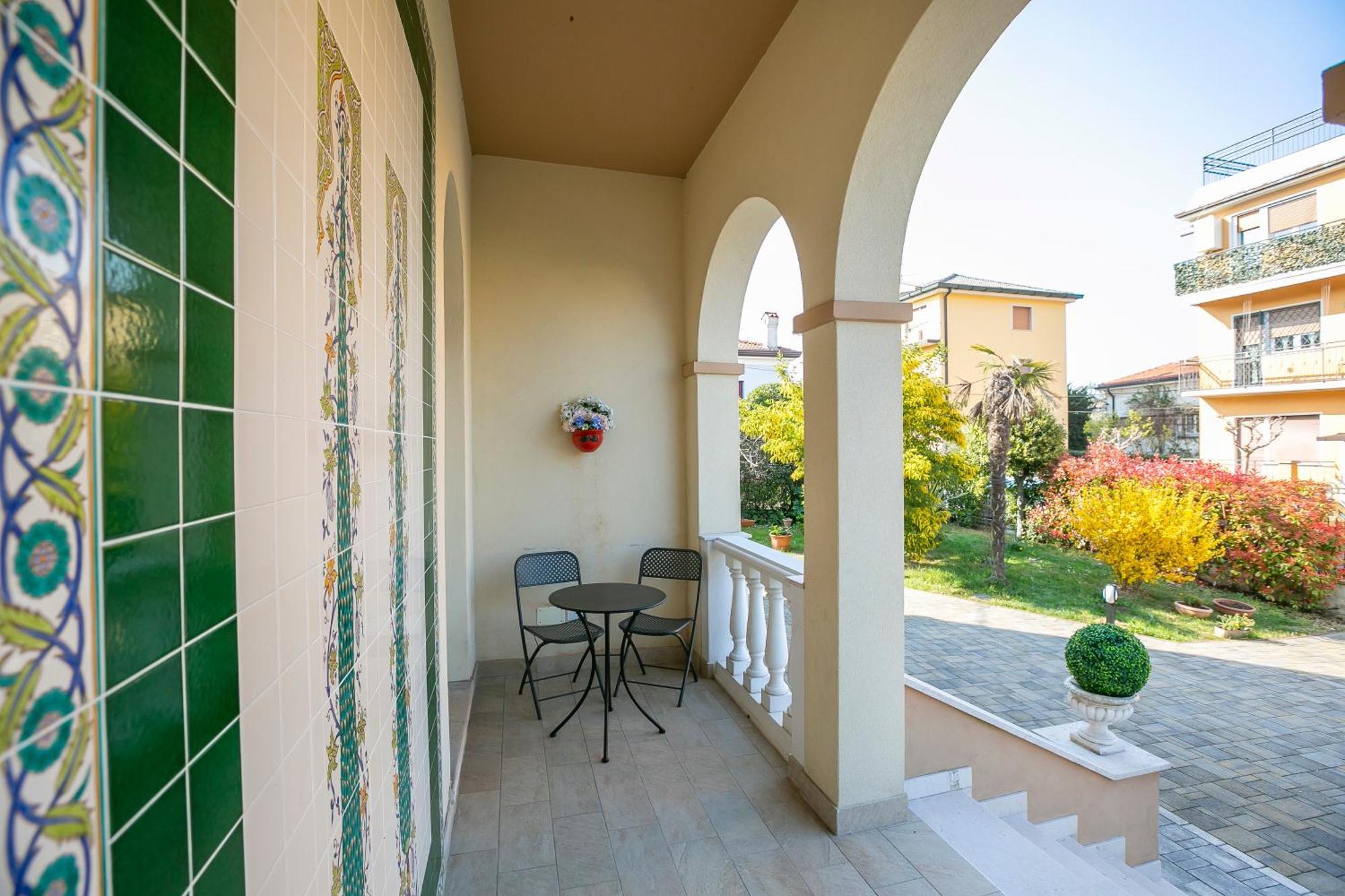 Villa Mimosa - Appartamento 2 - Happy Rentals Дезенцано-дель-Гарда Екстер'єр фото